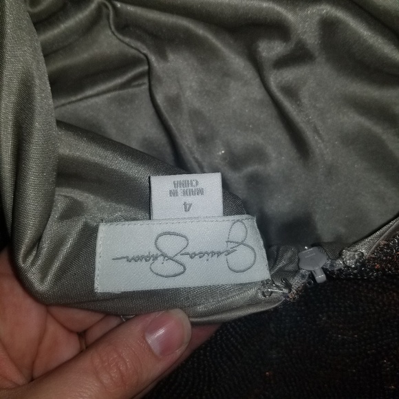 100% sequined dress in silver /nude pattern - Picture 3 of 4